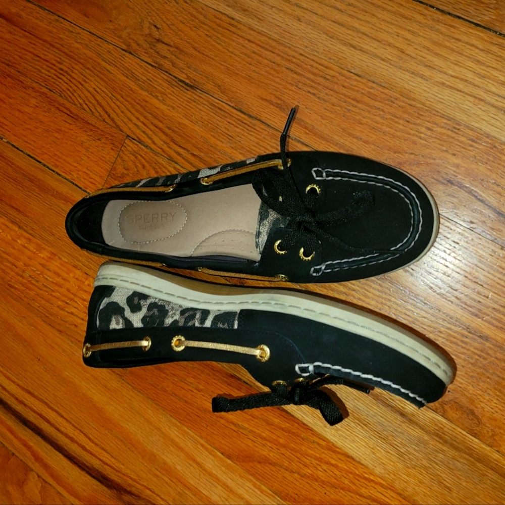 Boat shoes
